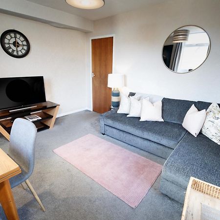 Mode - The Old School House Apartment Lytham St Annes Bagian luar foto
