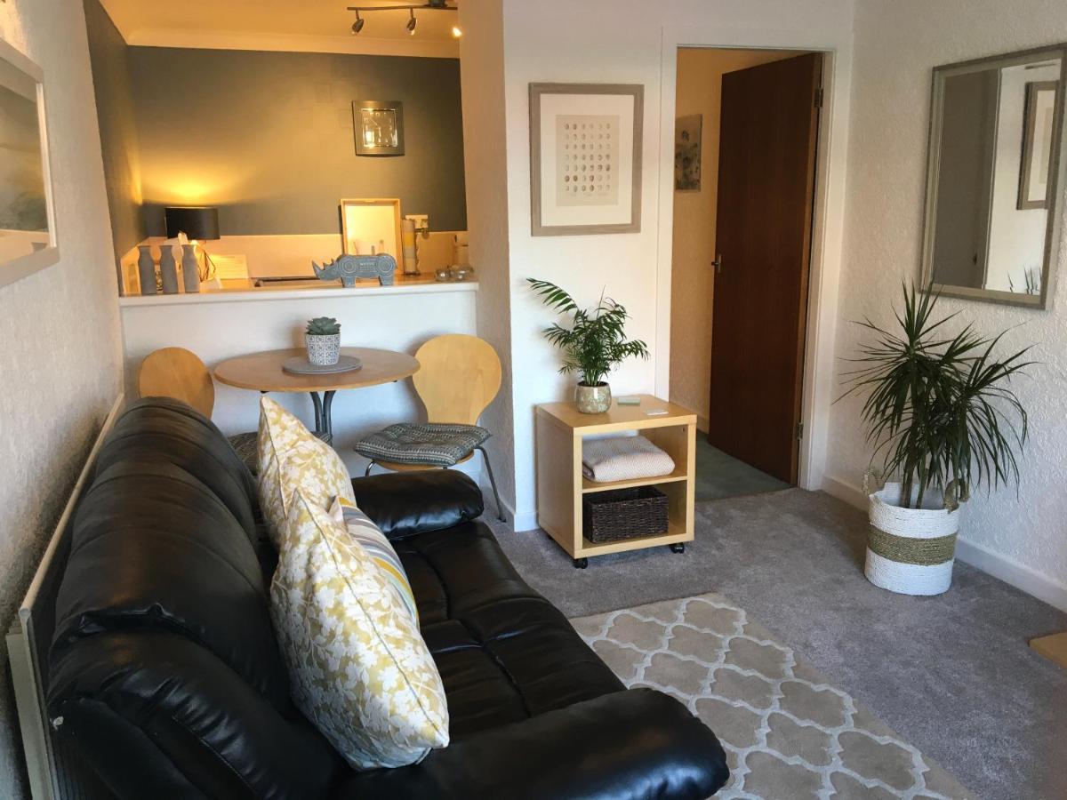 Mode - The Old School House Apartment Lytham St Annes Bagian luar foto