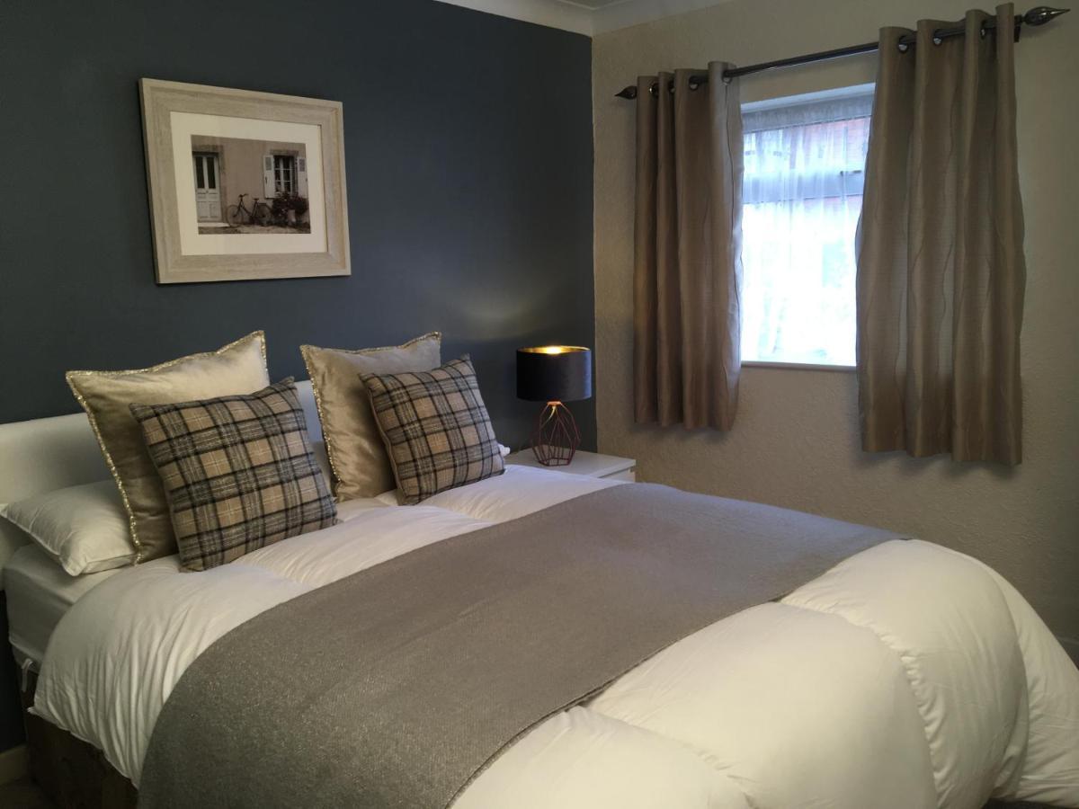 Mode - The Old School House Apartment Lytham St Annes Bagian luar foto