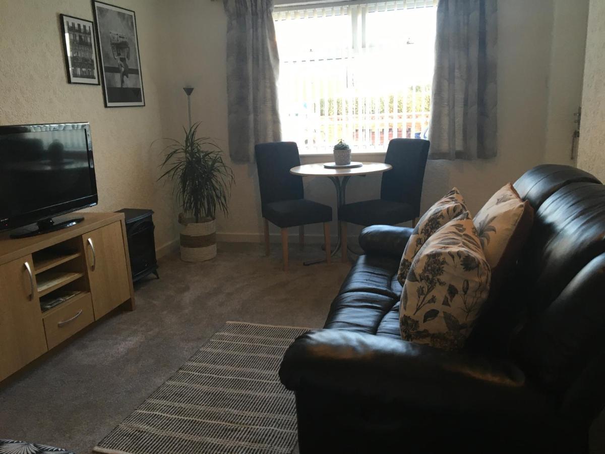 Mode - The Old School House Apartment Lytham St Annes Ruang foto