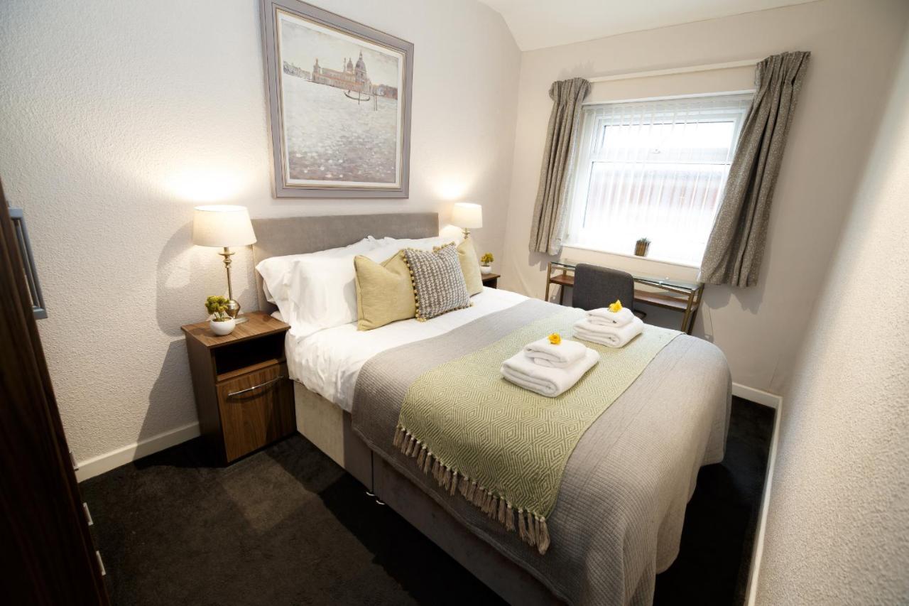 Mode - The Old School House Apartment Lytham St Annes Bagian luar foto