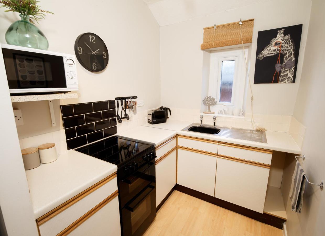 Mode - The Old School House Apartment Lytham St Annes Bagian luar foto