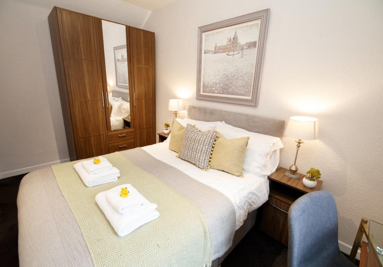 Mode - The Old School House Apartment Lytham St Annes Bagian luar foto