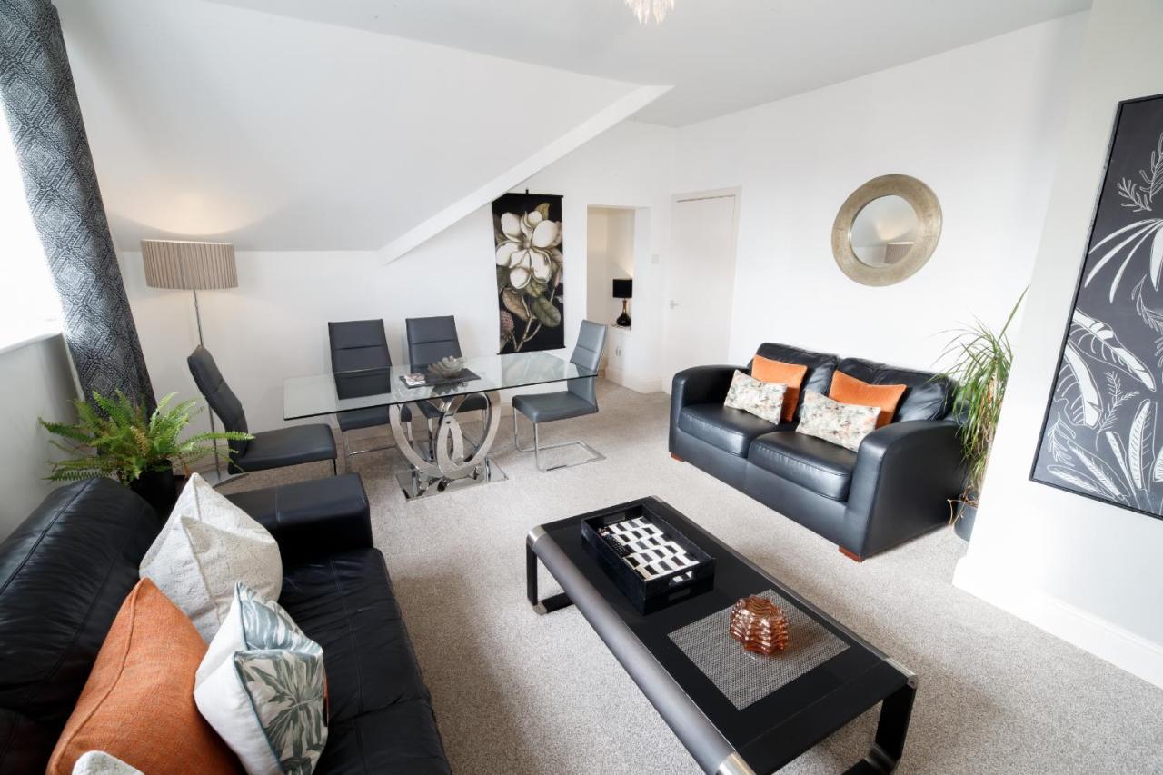 Mode - The Old School House Apartment Lytham St Annes Bagian luar foto