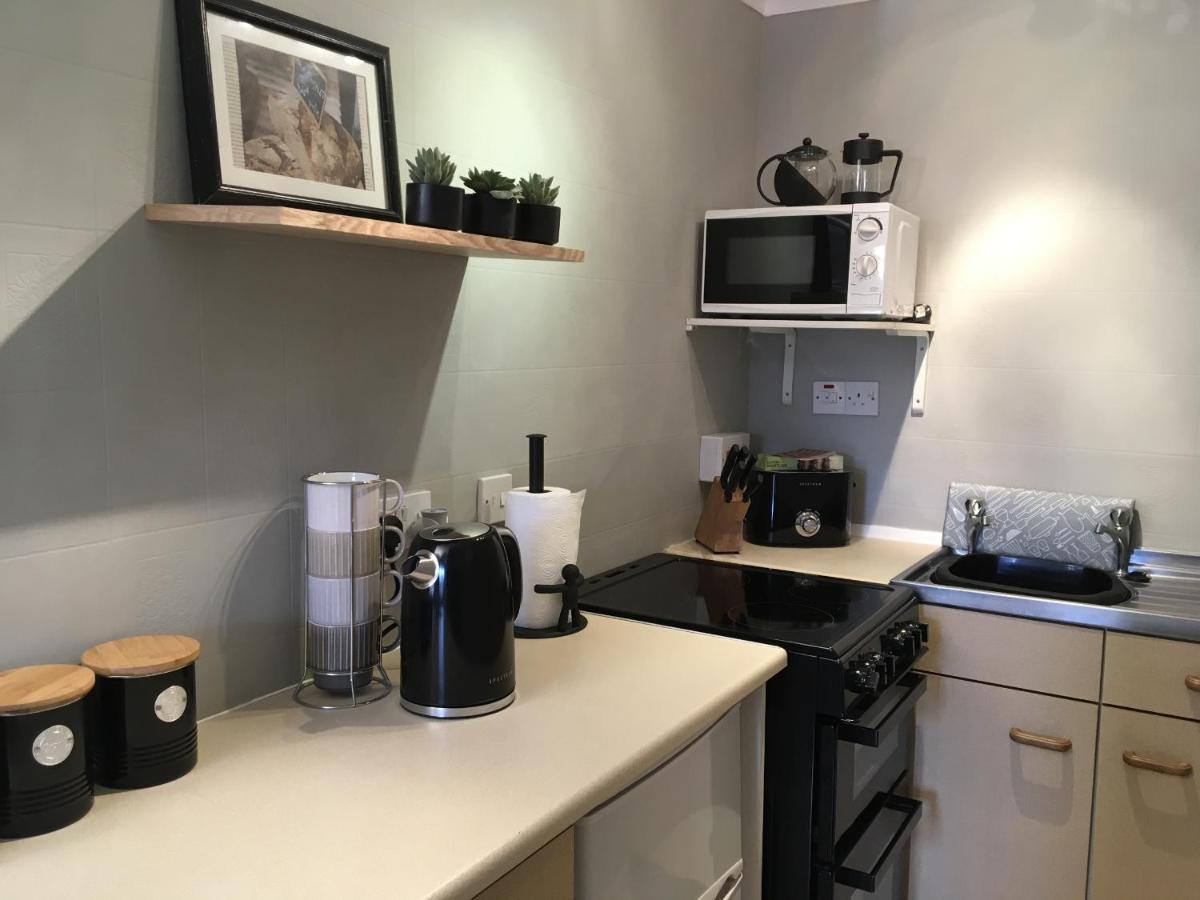 Mode - The Old School House Apartment Lytham St Annes Bagian luar foto
