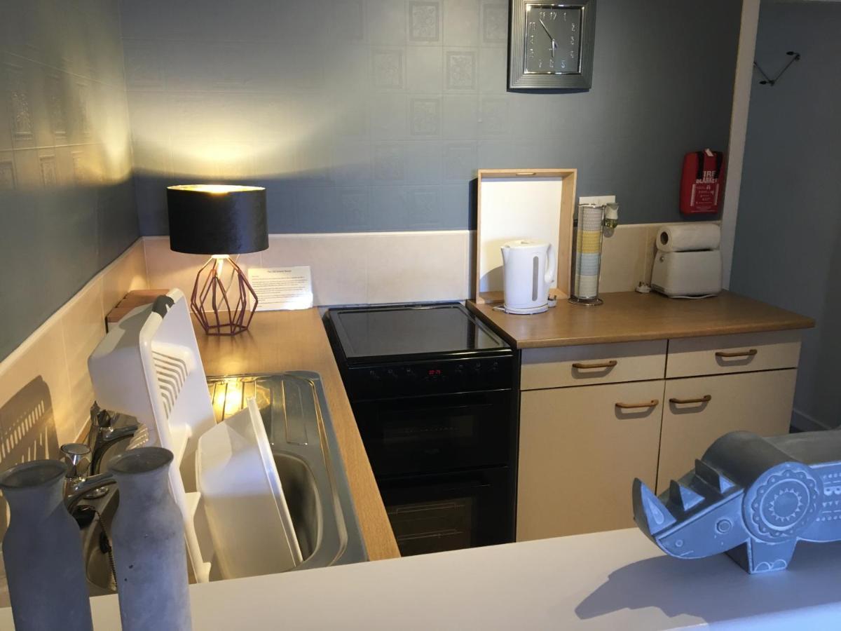 Mode - The Old School House Apartment Lytham St Annes Bagian luar foto